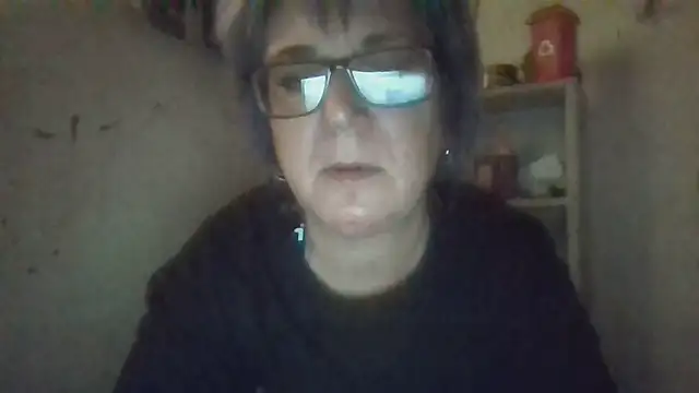 Snapshot of becky1111 chatting on 06.25.26 becky1111 online show from 06.25.26