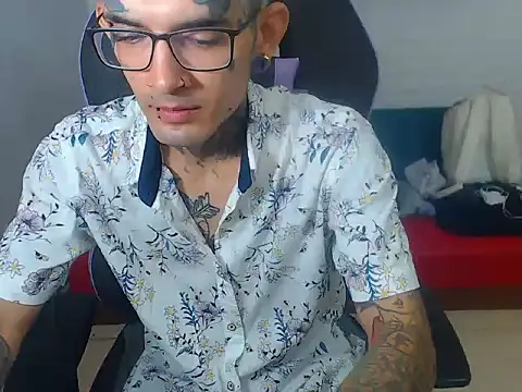 Boy tatto77 online show from 12.21.25