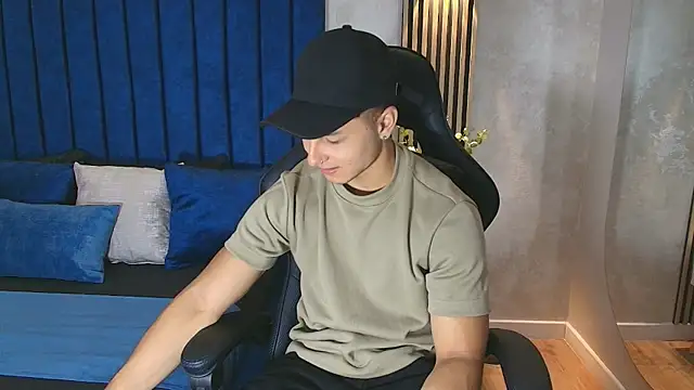 Snapshot of Noah_Clarkk chatting on 06.23.26 Noah Clarkk online show from 06.23.26