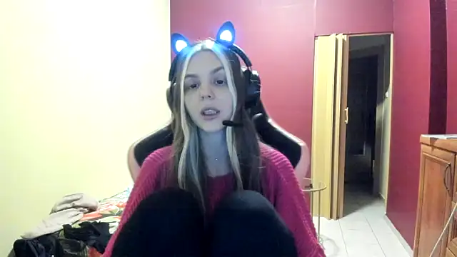 LunaAngell online show from 01.11.26