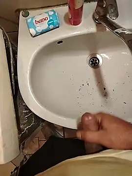 BHugo85269 online show from 04.09.26