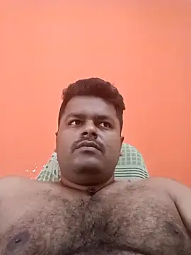 Snapshot of yourwellman chatting on 04.05.26 yourwellman online show from 04.05.26