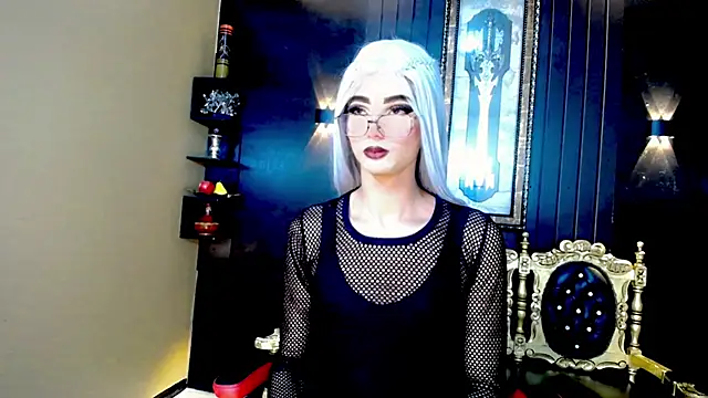 Snapshot of Sharlo_ chatting on 01.11.26 Sharlo online show from 01.11.26