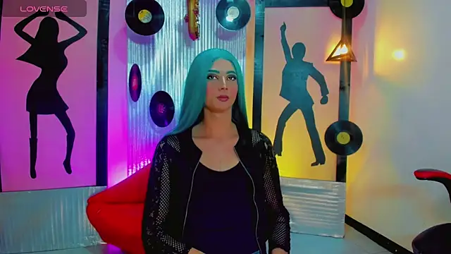 Snapshot of Sharlo_ chatting on 01.14.26 Sharlo online show from 01.14.26