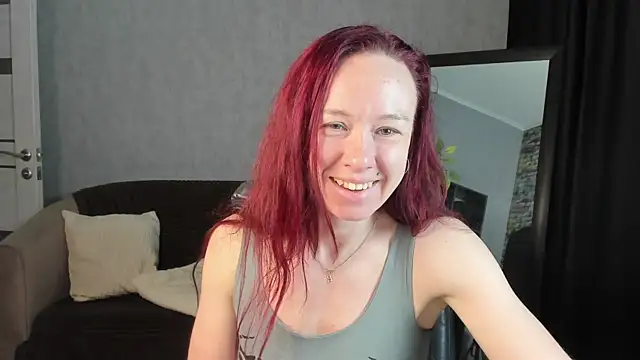 Snapshot of Spoty_Kate_ chatting on 05.28.26 Spoty Kate online show from 05.28.26