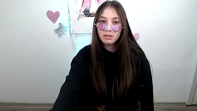 Snapshot of Angel_sileniaaa_ chatting on 01.13.26 Angel sileniaaa online show from 01.13.26