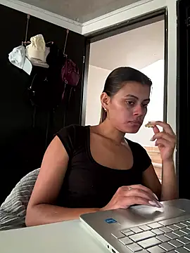 anna-evans09 online show from 01.06.26