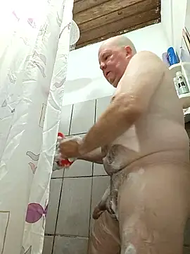 Snapshot of luis8558 chatting on 01.12.26 luis8558 online show from 01.12.26