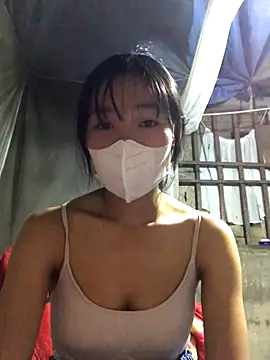 Snapshot of Beautiful_female chatting on 12.19.25 Beautiful female online show from 12.19.25