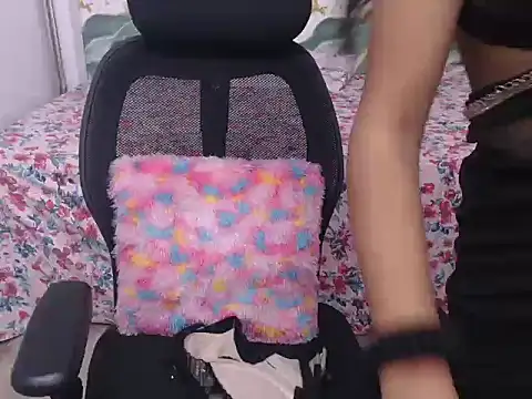 bold-smirthii online show from 02.24.26