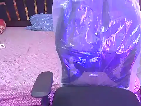 bold-smirthii online show from 04.18.26