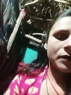 Snapshot of Cuty_priti chatting on 05.24.26 Cuty priti online show from 05.24.26