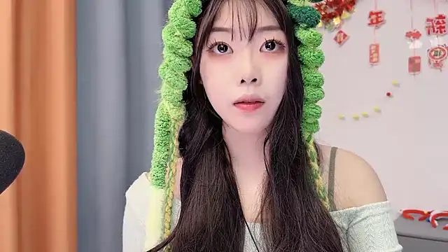 smalldaisy online show from 02.27.26