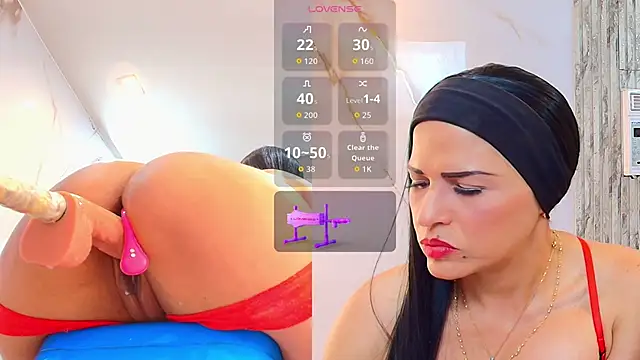 Snapshot of Isis_car0lina chatting on 06.22.26 Isis car0lina online show from 06.22.26