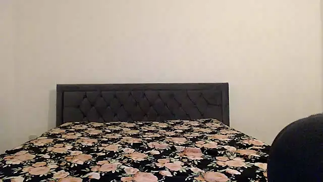 Stella John online show from 02.22.25