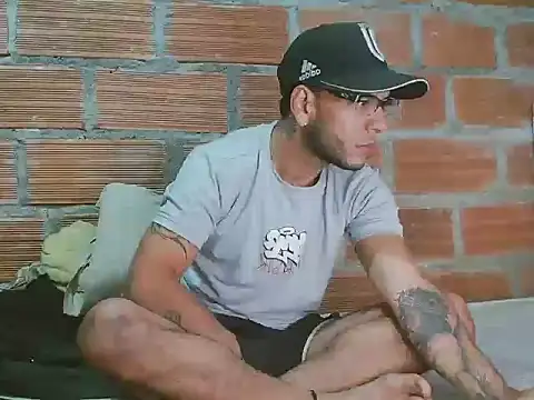 Snapshot of Alphamaster_92 chatting on 01.14.26 Alphamaster 92 online show from 01.14.26