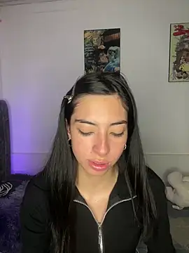 junorise23 online show from 04.17.26