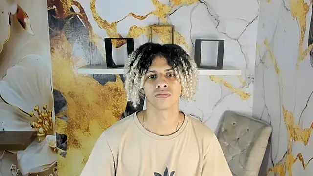 Victor LatinBoy online show from 02.08.26