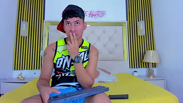 Sweet kevin1 online show from 12.20.25