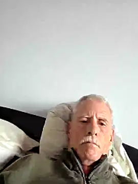 looking4u2 online show from 02.18.26