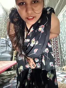 Snapshot of SexyKajal_758 chatting on 01.11.26 SexyKajal 758 online show from 01.11.26