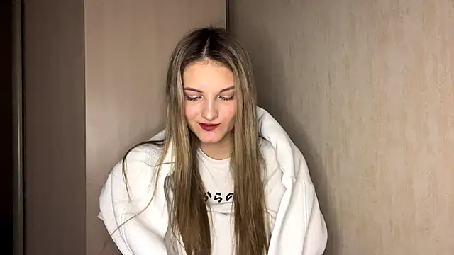 Snapshot of EmllyLighty chatting on 01.07.26 EmllyLighty online show from 01.07.26