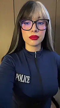 Snapshot of EmmaInPink chatting on 02.24.26 EmmaInPink online show from 02.24.26