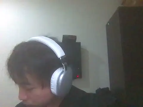 Snapshot of AJIJI1010 chatting on 12.21.25 AJIJI1010 online show from 12.21.25