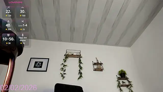 Raven Zahara online show from 02.03.26