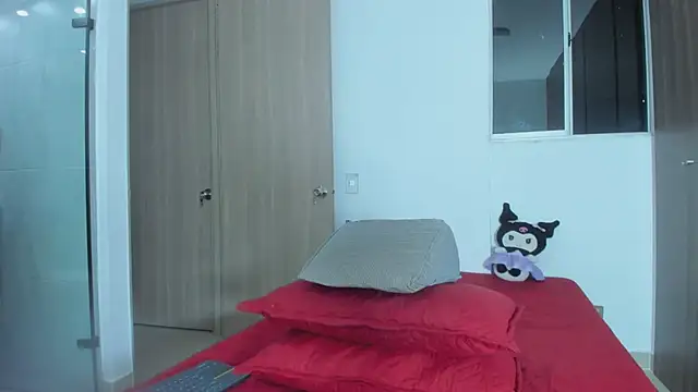 Arimonroee online show from 04.20.26