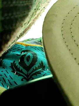 Snapshot of Hot2602 chatting on 04.16.26 Hot2602 online show from 04.16.26