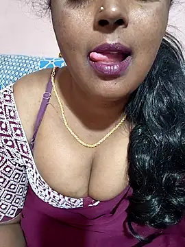 Snapshot of siri_tamiltelugu chatting on 02.26.26 siri tamiltelugu online show from 02.26.26