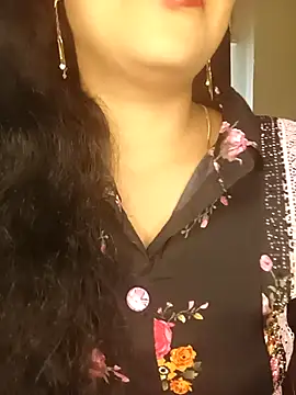 Deshi bhabhi143 online show from 02.13.26
