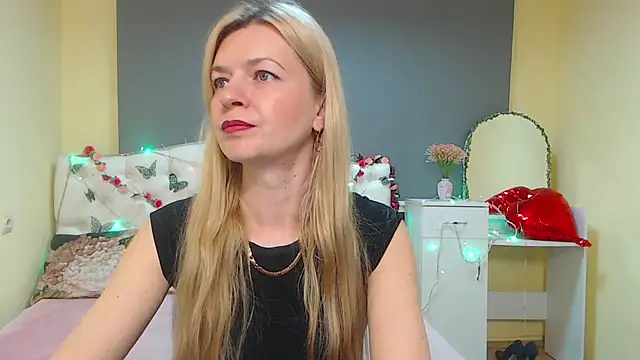 Snapshot of MelissaTyler chatting on 04.18.26 MelissaTyler online show from 04.18.26