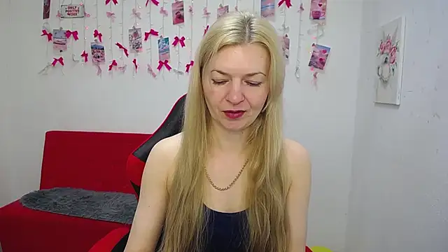 Snapshot of MelissaTyler chatting on 05.23.26 MelissaTyler online show from 05.23.26