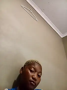 Snapshot of goldenstrips295 chatting on 01.13.26 goldenstrips295 online show from 01.13.26