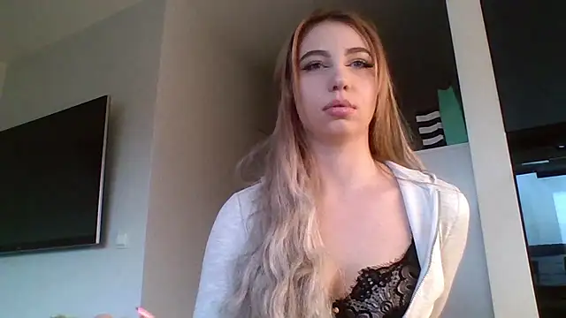 TeenLily online show from 01.16.26