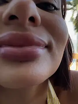 Irina Velvett online show from 04.02.26