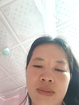 Snapshot of MISSINKUTE chatting on 02.16.26 MISSINKUTE online show from 02.16.26