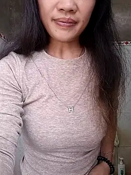 Snapshot of MISSINKUTE chatting on 02.17.26 MISSINKUTE online show from 02.17.26