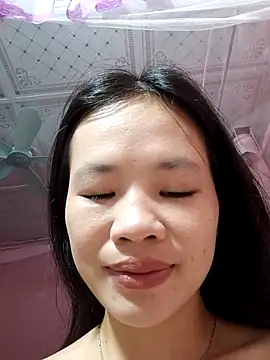 Snapshot of MISSINKUTE chatting on 03.11.26 MISSINKUTE online show from 03.11.26