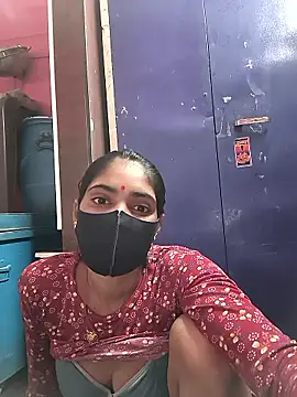 Snapshot of Naughty_Seema chatting on 04.27.26 Naughty Seema online show from 04.27.26