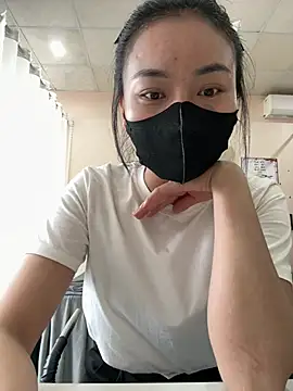 Chiipp69 online show from 03.04.26