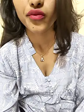 Snapshot of Yours-Zeenat chatting on 05.05.26 Yours-Zeenat online show from 05.05.26