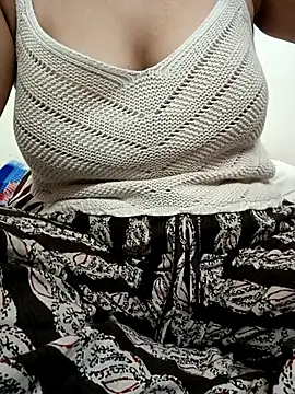 ShamaParvin online show from 02.13.26