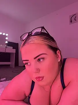 KatieCeexx online show from 01.13.26