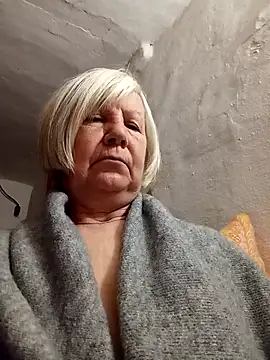 Snapshot of KlaudiaDarling chatting on 01.13.26 KlaudiaDarling online show from 01.13.26