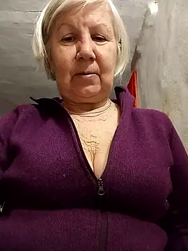 Snapshot of KlaudiaDarling chatting on 01.13.26 KlaudiaDarling online show from 01.13.26