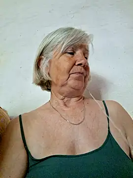 Snapshot of KlaudiaDarling chatting on 05.26.26 KlaudiaDarling online show from 05.26.26