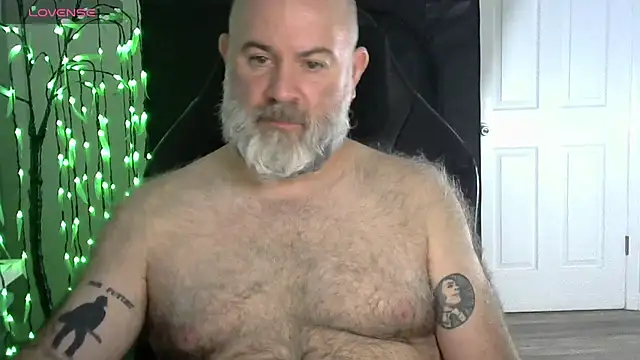 Snapshot of XJJ77x chatting on 02.28.26 XJJ77x online show from 02.28.26